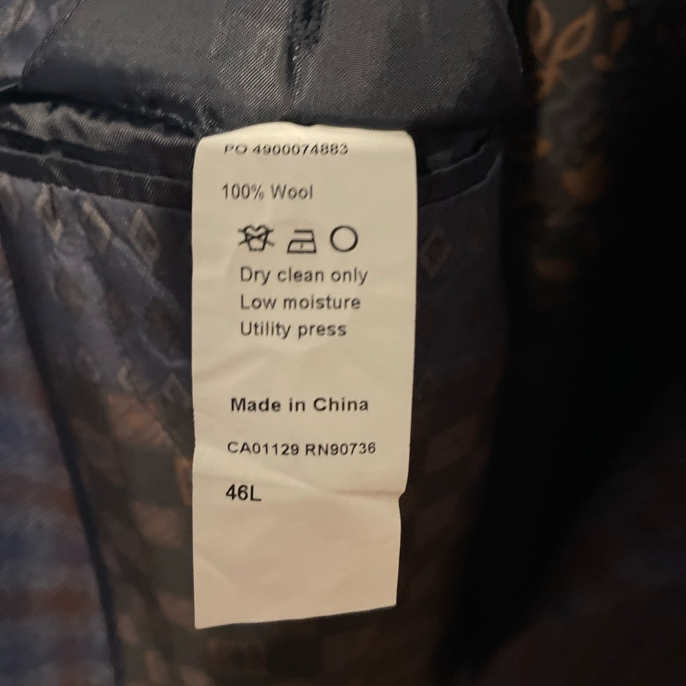 Men's Tallia Checkered Blazer

Free Shipping - Picture 6 of 8